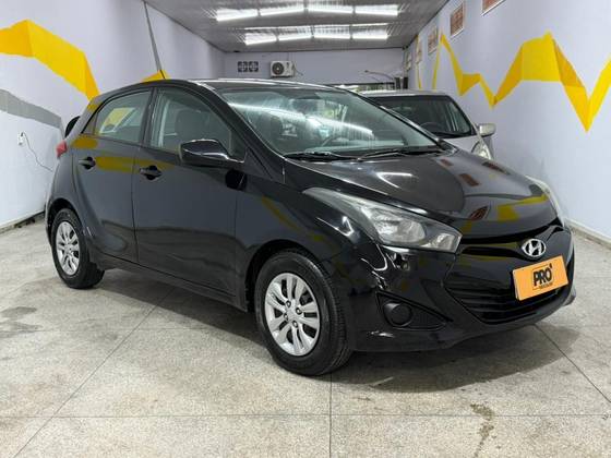 HYUNDAI HB20 1.0 COMFORT PLUS 12V FLEX 4P MANUAL HYUNDAI HB20 1.0 COMFORT PLUS 12V FLEX 4P MANUAL